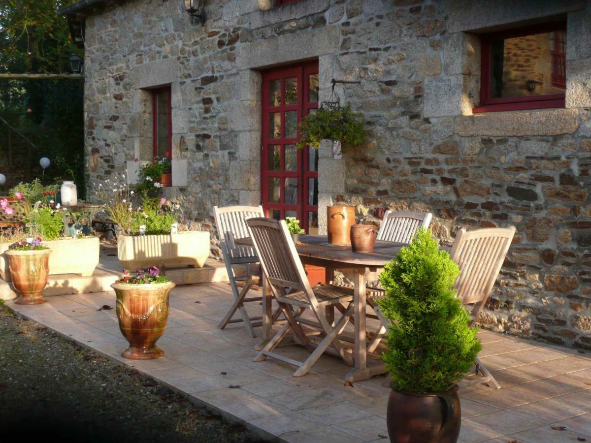 B&B Dinan La Priquetais Trévron Exterior photo