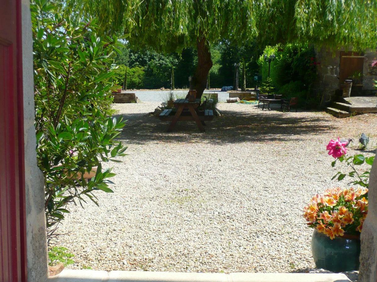 B&B Dinan La Priquetais Trévron Exterior photo